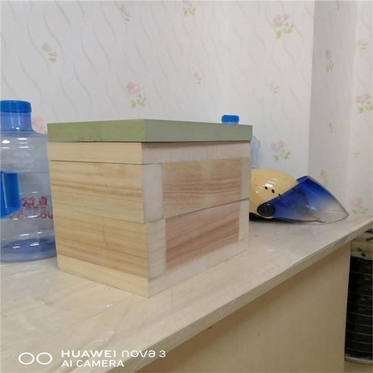 カスタマイズされた蜂の箱